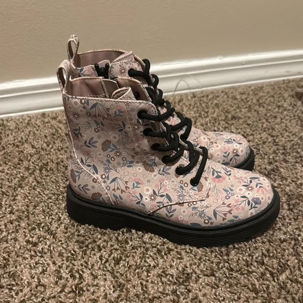 Floral Lace-Up Boots